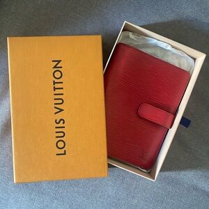 Louis Vuitton Medium Ring Agenda Cover